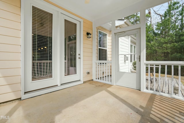 view of unfurnished sunroom