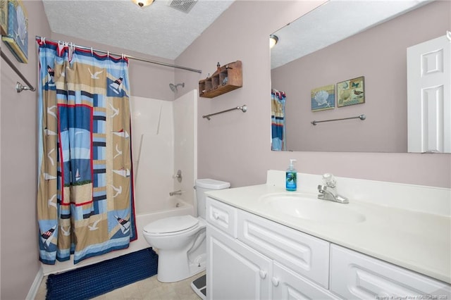 full bath with visible vents, shower / tub combo with curtain, toilet, a textured ceiling, and vanity