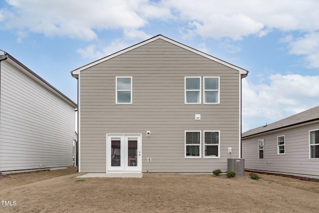 656 Dallas Rose Dr, Wendell, NC 27591 - back of property with a lawn