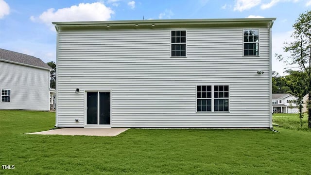 1005 Ocean Ct, Carthage, NC 28327 - back of house featuring a yard and a patio area