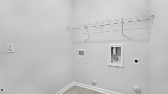 1005 Ocean Ct, Carthage, NC 28327 - washroom featuring hookup for a gas dryer, hookup for an electric dryer, and washer hookup