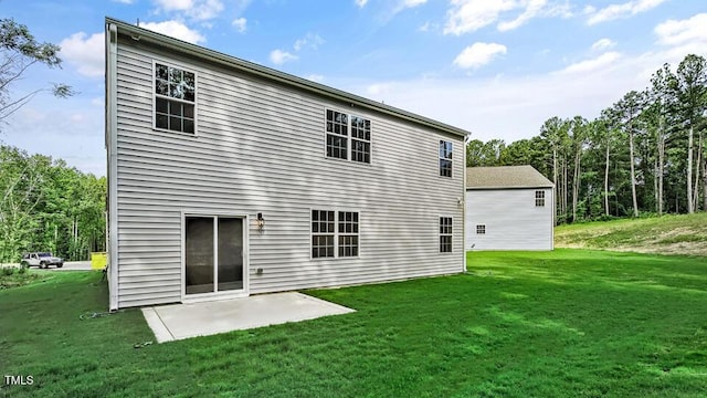 1010 Ocean Ct, Carthage, NC 28327 - back of house with a patio and a lawn