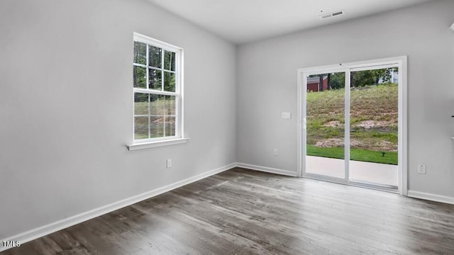 1014 Ocean Ct, Carthage, NC 28327 - spare room with wood finished floors and baseboards