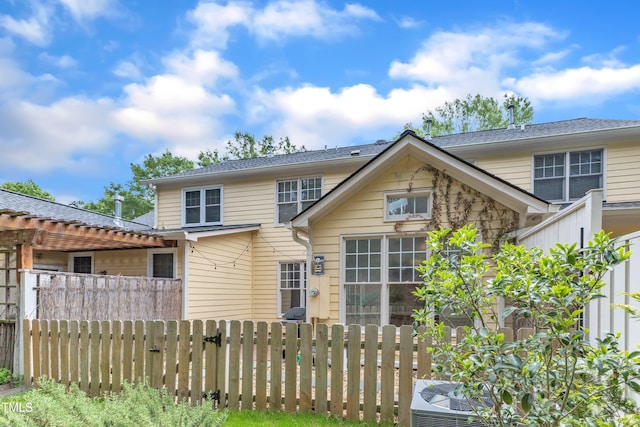 11035 Southwalk Ln, Raleigh, NC 27614 - view of front facade featuring fence and central AC
