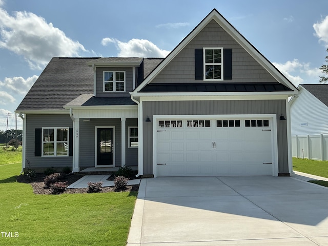 1039 N Lincoln St, Benson, NC 27504 - photo 1