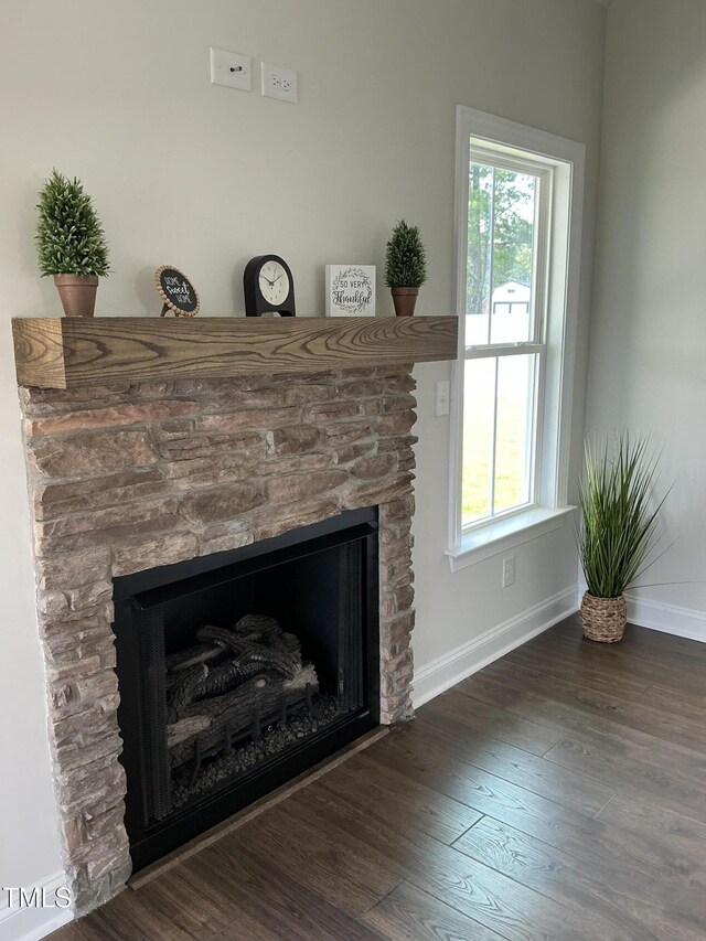 1039 N Lincoln St, Benson, NC 27504 - photo 2