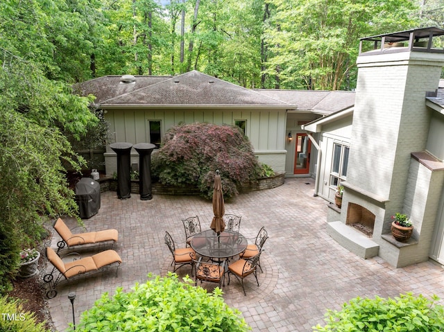 3915 Nottaway Rd, Durham, NC 27707 - view of patio with a forest view