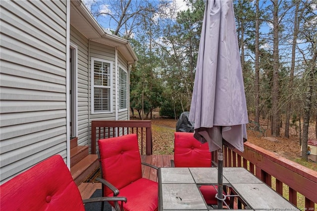 33 Woodbury Ln, Sanford, NC 27332 - deck with outdoor dining area