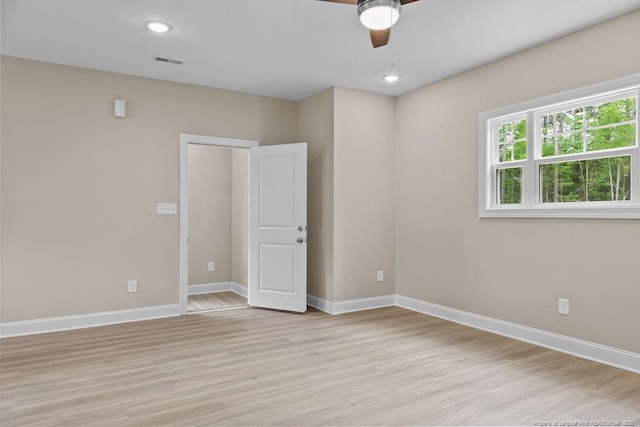 432 Timberline Dr, Fayetteville, NC 28311 - empty room with light wood-style flooring, ceiling fan, baseboards, and recessed lighting