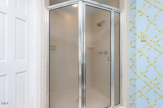 3005 Woodgreen Dr, Raleigh, NC 27607 - full bathroom featuring a shower stall