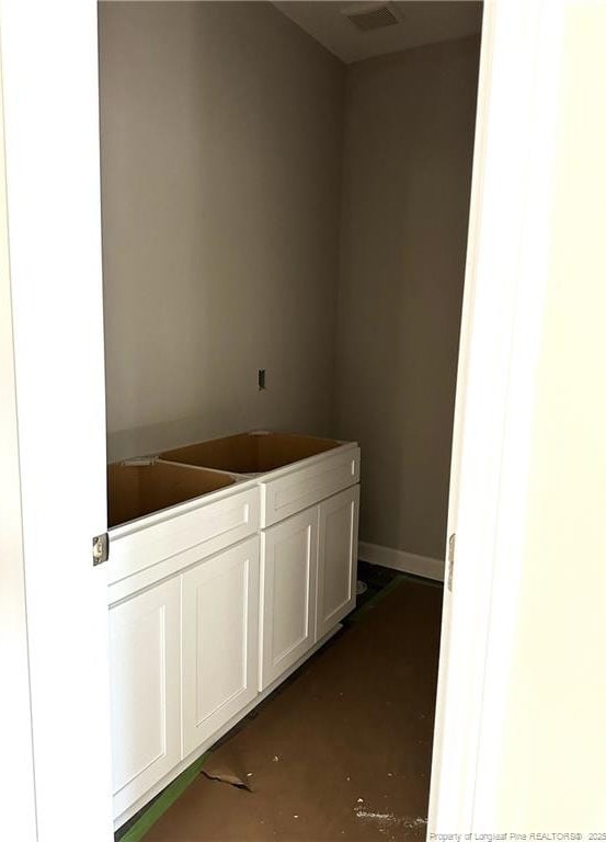 254 Dalton Dr, Lumber Bridge, NC 28357 - view of laundry room