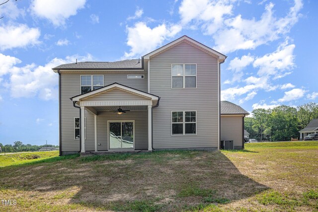 18 Bonnybrook Ct, Selma, NC 27576 - rear view of property featuring ceiling fan and a yard