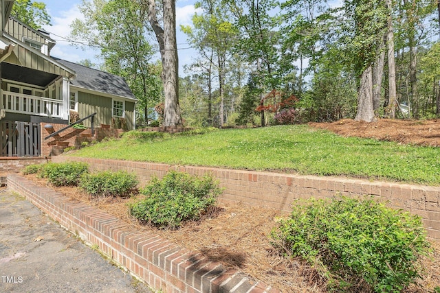 1302 Hermitage Rd, Sanford, NC 27330 - view of yard with stairway