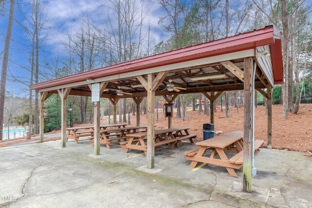 9005 River Estates Dr, Knightdale, NC 27545 - surrounding community with a gazebo and fence