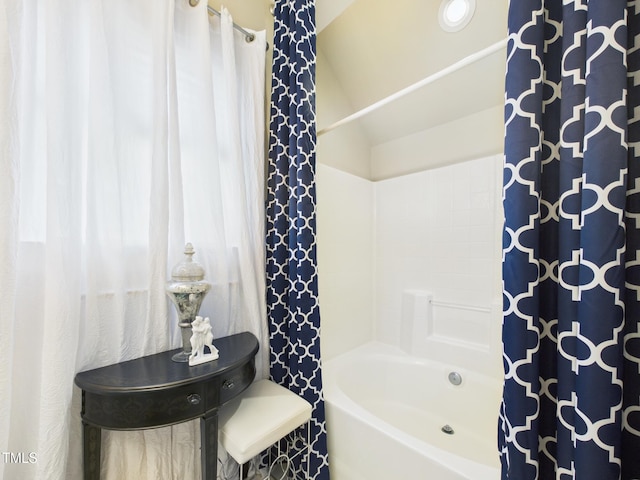 full bath featuring shower / bath combo