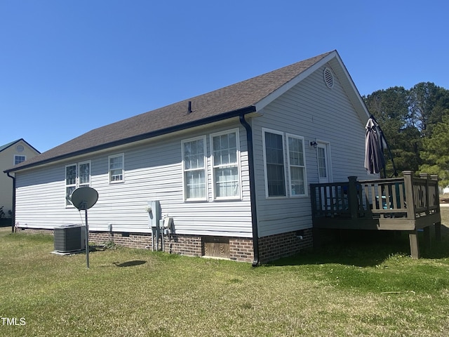 176 Clear Water Dr, Smithfield, NC 27577 - rear view of property with crawl space, a deck, a lawn, and roof with shingles