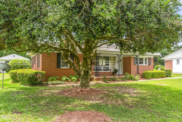 500 Rowan Rd, Clinton, NC 28328 - photo 1