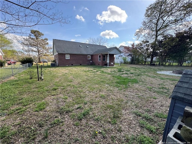 5870 Mcdonald Rd, Parkton, NC 28371 - view of yard featuring fence