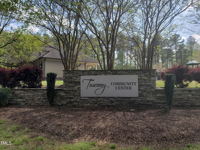 17 Verona Dr, Clayton, NC 27527 - view of community sign