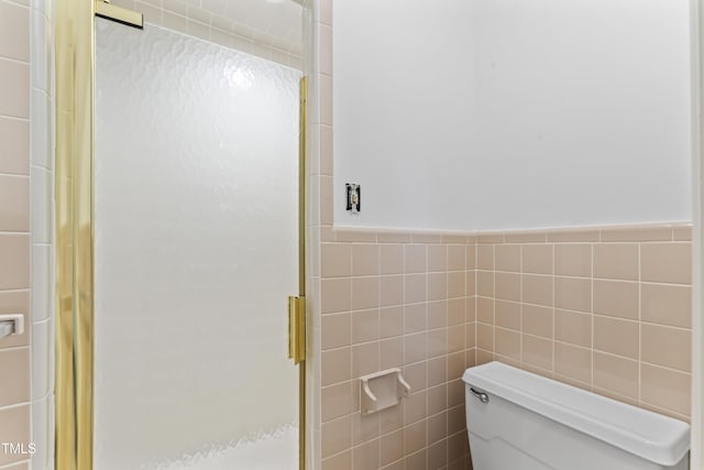 3911 Hope Valley Rd, Durham, NC 27707 - bathroom with toilet, a shower stall, and tile walls