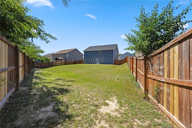 4644 Woodline Dr, Fayetteville, NC 28314 - view of yard featuring a fenced backyard