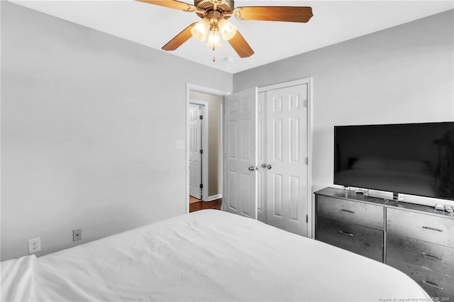 2220 Chasewater Rd, Fayetteville, NC 28306 - bedroom featuring a ceiling fan and a closet