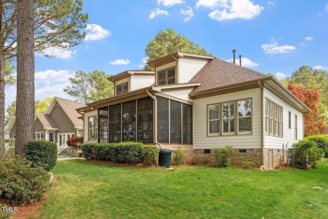 1525 Marshall Farm St, Wake Forest, NC 27587 - rear view of house featuring roof with shingles, a sunroom, and a yard