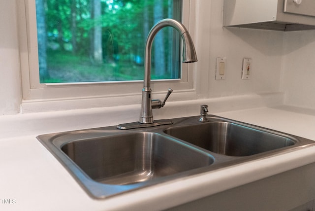 1332 Stallings Rd, Chapel Hill, NC 27516 - kitchen view of a sink