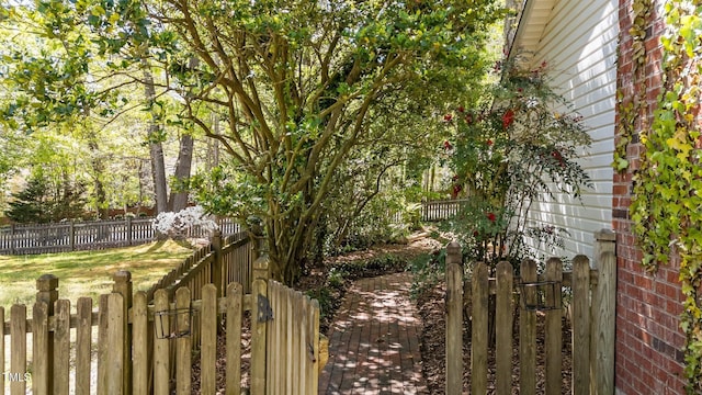 2941 Golden Oak Ct, Raleigh, NC 27603 - view of side of property with fence private yard