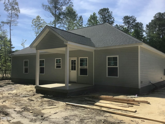 1572 Patterson Rd, Kinston, NC 28504 - back of house featuring a shingled roof