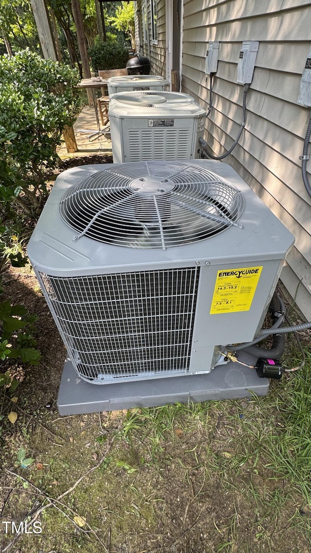 303 Smith Level Rd Unit E33, Chapel Hill, NC 27516 - exterior view of central air condition unit