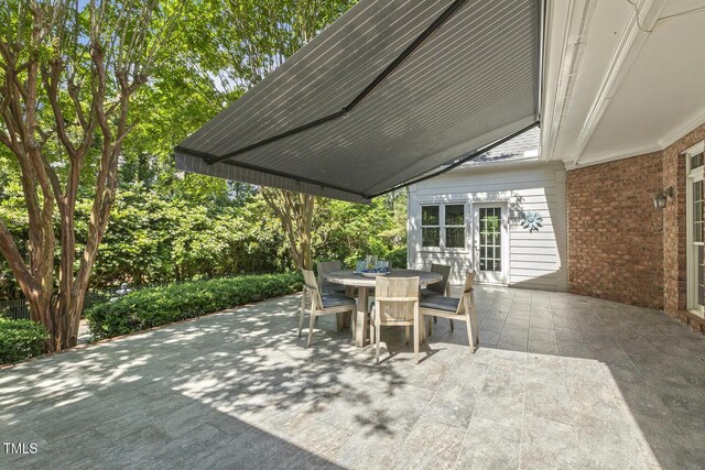 129 Trellingwood Dr, Morrisville, NC 27560 - view of patio with outdoor dining space