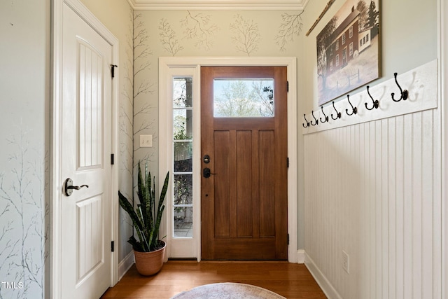 8437 Little Woody Ct, Zebulon, NC 27597 - entrance foyer featuring baseboards, wallpapered walls, and wood finished floors