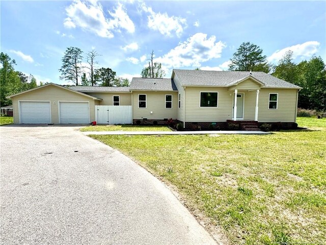 802 Bladen Cir, Fayetteville, NC 28312 - photo 1
