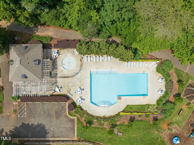 404 S Camellia St, Chapel Hill, NC 27516 - bird's eye view of a pool