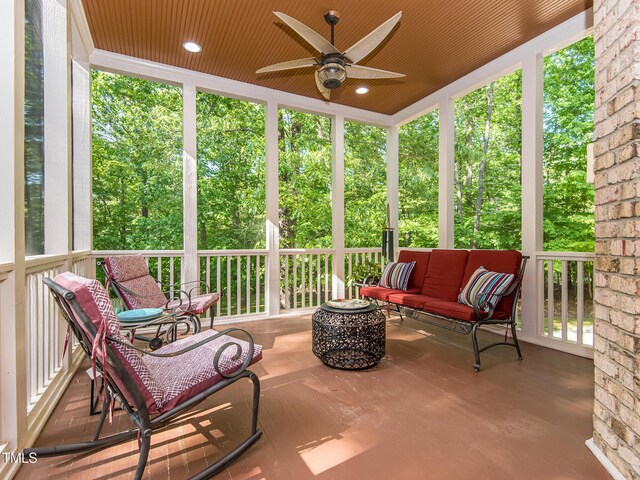 540 Vista Del Lago Ln, Wake Forest, NC 27587 - sunroom featuring ceiling fan and an outdoor hangout area