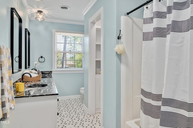 full bathroom with baseboards, ornamental molding, toilet, visible vents, and a heating unit