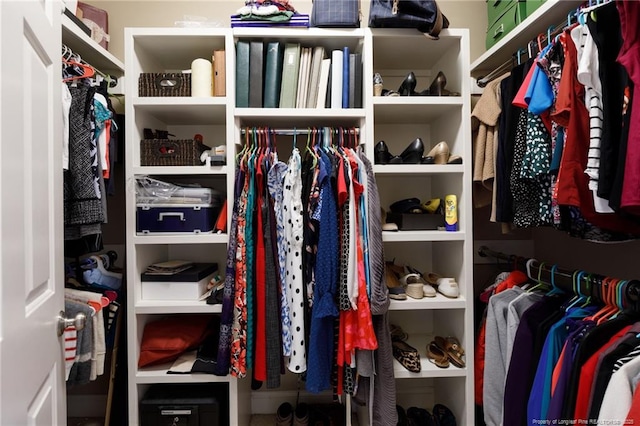 308 St Martins Pl, Fayetteville, NC 28311 - view of walk in closet