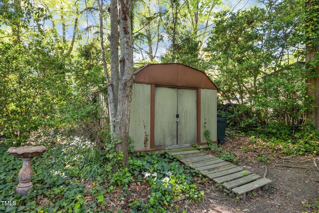 1304 Deboy St, Raleigh, NC 27606 - view of shed