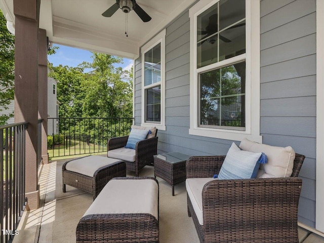 view of patio / terrace with ceiling fan and covered porch