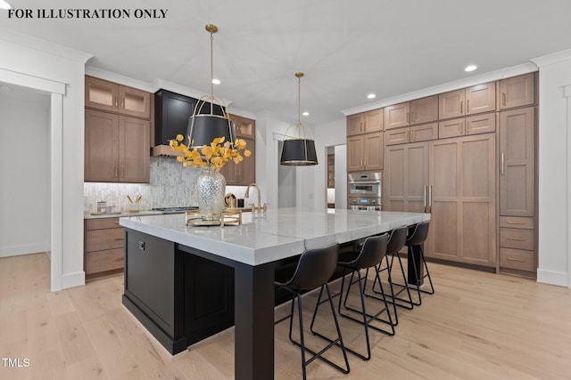 kitchen with light wood-type flooring, ornamental molding, recessed lighting, a sink, and decorative backsplash