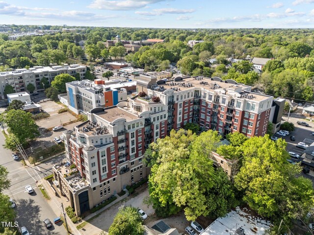 drone / aerial view of apartment complex / building