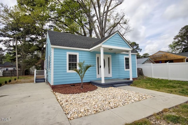 504 Belmont Ave SW, Wilson, NC 27893 - bungalow-style home featuring fence