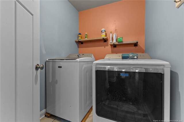 4016 Baywood Point Dr, Fayetteville, NC 28312 - clothes washing area with independent washer and dryer and laundry area