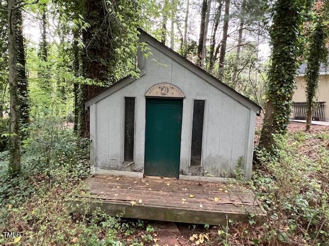 106 Orchard Rd, Henderson, NC 27536 - view of outdoor structure featuring an outbuilding