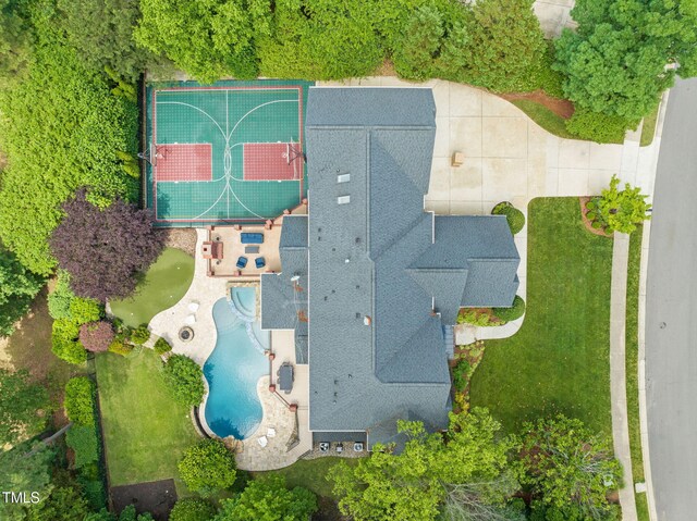 123 Trellingwood Dr, Morrisville, NC 27560 - bird's eye view of a pool