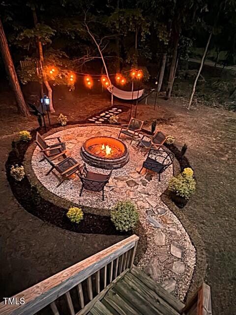 127 Sanderway Dr, Chapel Hill, NC 27516 - view of yard featuring a fire pit