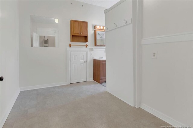 300 Highland Ave, Fayetteville, NC 28305 - photo 15