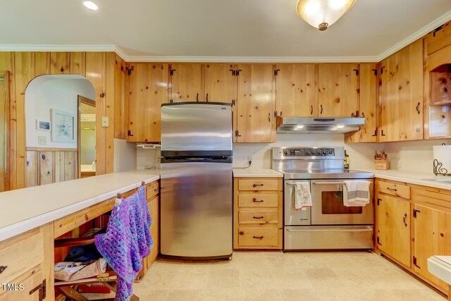 kitchen featuring stainless steel appliances, under cabinet range hood, light countertops, and crown molding