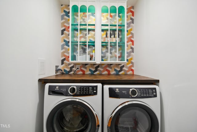 3332 Cheswick Dr, Raleigh, NC 27609 - washroom featuring washer and clothes dryer and laundry area